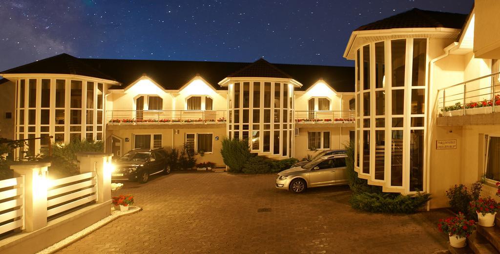 Villa Brussels Deva Eksteriør bilde